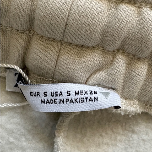Zara Cozy Cream Sweatpants - Picture 9 of 13